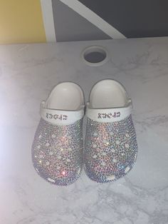 Cute 😍 Fashionable🤍 *I DO NOT PROVIDE CHARMS* Fur Lined Crocs can be done per your request. Custom Blinged Crocs . Your option of any color (shoe) made by crocs and any size, they come in both women and kids sizes.When ordering it can take up to  1-3 weeks to complete depending on the amount of orders and additional time to ship. ALL SALES ARE FINAL...NO REFUNDS. Fur Lined Crocs, Blinged Crocs, Wedding Crocs, Crocs For Women, Denim And Pearls, Lined Crocs, Pink Crocs, Crocs Fashion, Bling Crafts