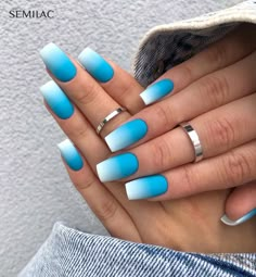 Ombre Nail Art, Short Coffin Nails Designs, Cruise Nails, Blue Nail Art Designs, Blue And White Nails, Art Designs Ideas, Ombre Nail, Ombre Acrylic Nails