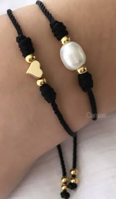 Cord Bracelet Diy, Stretch Beaded Bracelets Diy, Homemade Bracelets, Beaded Jewels, Diy Bracelets Easy, Tourmaline Bracelet, Diy Bracelet Designs