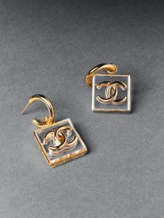 Chanel Costume Jewelry, Chanel 2023, Jewelry Casual, Mode Chanel, Chanel Store, 2023 Ss, Chanel Official, Chanel Official Website, Fashion Chanel