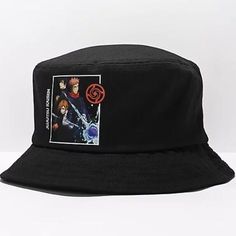 Show Off Your Love For Jujutsu Kaisen With This Stylish Lavender Bucket Hat From Zumiez. The Hat Features Characters Like Nobara Kugisaki, Itadori, Megumi Fushiguro, And Gojo Printed On It, Making It A Must-Have For Any Fan Of The Anime. The Hat Is Made Of Lightweight And Breathable Cotton Fabric With A Canvas Texture, Perfect For The Summer, Fall, Or Spring Season. This Unisex Cap Is One Size Fits All And Is Perfect For Business Occasions Or Casual Outings. The Hat Is Not Only Fashionable But A Itadori Megumi Nobara, Megumi Nobara, Black Bucket Hat, Nobara Kugisaki, Megumi Fushiguro, Black Bucket, Anime Fandom, Canvas Texture, Spring Season