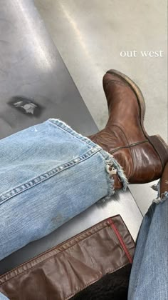 Embroidered Cowboy Boots, Inheritance Games, Cowgirl Aesthetic, Estilo Country, Western Aesthetic, Country Girls, Fitness Inspo, Tan Brown