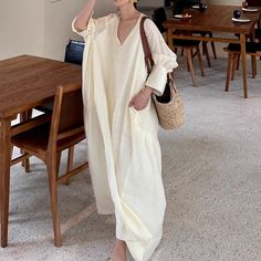 Olivia Mark - Elegant and Relaxed Jacquard Maxi Dress for Art Exhibitions Cardigan White, White Maxi Dress, Art Exhibitions, White Maxi, White Cardigan, White Maxi Dresses, Types Of Skirts, Art Exhibition, A Line Skirt