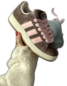 Adidas Campus 00s Outfit, Campus 00s Outfit, Outfit Campus, Sand Boots, Outfit Adidas, Boots Fall Ankle, Autumn Shoes Women, Men Adidas