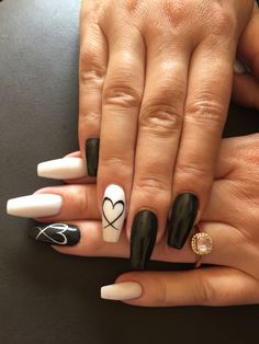 Black And White Heart Nail Designs, Black Colour Nails, Black Colour Nail Art Design, Black Nails With A White Heart, Black And Grey Valentines Nails, White And Black Valentine Nails, Black And Silver Heart Nails, White With Black French Tip Nails, Nail Art Best Friends