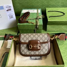 ADC Fashion - GCI Bags - 1282 A+ Excellent Quality; Contact us if you've any questions in your mind. Luxury Clutch, Gucci Horsebit, Gucci Fashion, Trendy Tote, Cambridge Satchel Company, New Handbags, The Professional, Crossbody Shoulder Bag, Gucci Bag