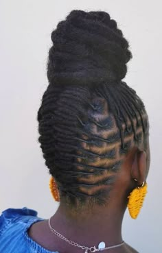 Loc Styles Long Locs, Loc Styles Short, Long Shag Cut, Unique Loc Styles, Short Afro Hairstyles, Shag Cut, Dread Head, Long Dreads