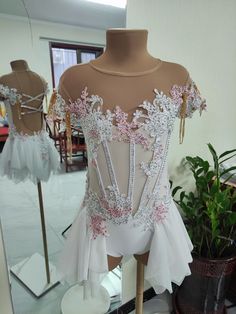 Rhinestones Dance Costumes, Corset Dance Costume, Dance Costumes Aesthetic, Light Blue Lyrical Dance Costumes, Pink Lyrical Dance Costumes, Jazz Costumes Competition, Lyrical Dance Costumes Solo, Dance Costumes Jazz, Lace Dance Costumes