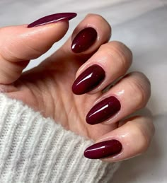 Mail Polish Red, Carmine Red Nails, Deep Colour Nails, Acrylic Nails Deep Red, Redish Black Nails, Berry Gel Nails, Oxblood Nails Acrylic, Cardinal Red Nails, Berry Nails Acrylic