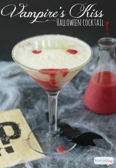 Vampire's Kiss Halloween Cocktails Halloween Beverages, Vampires Kiss, Homemade Pina Colada, Kiss Cocktail, Halloween Cocktail Party, Vampire Kiss, Halloween Punch, Vampire Halloween, Themes Ideas