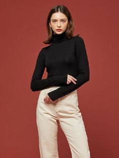 Editor's notesBasic knitted long sleeve high neck shirt, slim fit with a little longer sleeve that covers the hand. High neck details that will naturally be folded. - Turtleneck design with long sleeves- An extra longer sleeve that covers the hand- Slim fit shirt suitable for layeringMeasurements(in.)One Size (XS-M)- Total length: 27.95 in.- Shoulder: 24.40 in.- Sleeve length: 15.35 in.- Sleeve width: 25.19 in. Composition & Care- 100% Cotton- Please check the care labelDesigner- b High Neck Shirt, High Neck Shirts, Neck Details, Knitted Long Sleeve, Extra Long Sleeves, Slim Fit Shirt, Neck Shirt, Black Shirt, High Neck