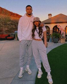 Couple Swag, Couples Streetwear, Streetwear Couple, Friend Pics, Couple Goal