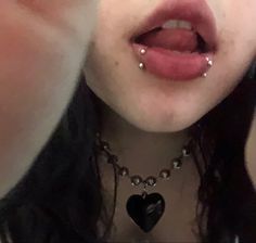 snake bites piercing lips Lip Rings Piercing, Women's Piercings, Lip Perching, Piercing Ideas Aesthetic Face, Cute Facial Piercings Ideas, Vertical Snake Bites Piercing, Aesthetic Face Piercings, Two Lip Piercings, Piercing Aesthetic Face