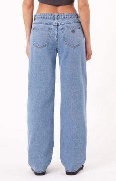 Cute Jeans Mid Rise, Slightly Baggy Jeans, Bagy Jeans, Low Rise Baggy Jeans Outfit, Womens Baggy Jeans, Cute Baggy Jeans, Baggy Jeans Low Rise, Where To Buy Jeans, Buy Outfits