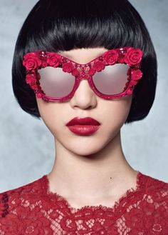 Pink Red Aesthetic, Rose Petal Place, Funky Glasses, Bag Jeans, Dance Makeup, Unique Sunglasses, نظارات شمسية, Fashion Eye Glasses, Retro Mode