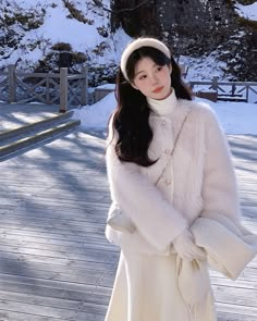 Japan Outfit Winter, Korean Winter Outfits, Japan Outfits, Korean Winter, Cozy Outfits, Japan Outfit, Winter Fashion Outfits Casual, Apple White, Snow Outfit