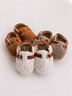 soft + warm baby slip on shoe rubber sole 6-12M (3) + 12-18M (4) MEASUREMENTS: 6-12M (approx. 4.9in long), 12-18M (approx. 5.1 in long) Newborn Baby Boy Gift Ideas, Baby Boy Things, Newborn Holiday Outfits, Baby Boy Thanksgiving Outfit, Baby Boy Gift Ideas, Baby Fall Outfits, Thanksgiving Outfit Baby, Newborn Gift Ideas, Baby Fall Fashion