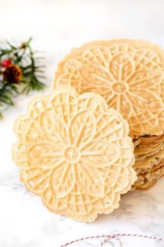 some cookies that are sitting on a table