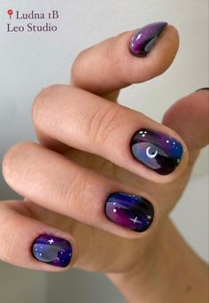 Planets Nail Art, Galaxy Almond Nails, Space Aesthetic Nails, Moon Theme Nails, Short Galaxy Nails, Cosmic Nail Designs, Short Celestial Nails, Eclipse Nail Art, Space Nails Short