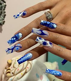 don’t remember the @ Ongles Baby Blue, Blue Graffiti, Baby Blue Nails, Nagel Tips, Nail Type, Coffin Press On Nails, Blue Nail Designs, Diamond Nails, Nail Designs Spring