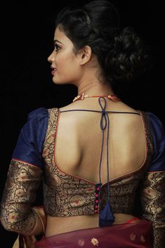 Back Hook Blouse Designs Latest, Potli Button Neck Designs Blouse, Kerala Dress, Sweetheart Neck Blouse, Potli Button, Double Piping, Brocade Blouse Designs, Choli Design, Asha Bhosle