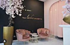 Bloesemboom roze Pink And Grey Beauty Salon Ideas, Pink Black And Gold Salon Ideas, Pink Black And Gold Beauty Room, Black White And Pink Salon Ideas, Pink And Gold Salon Ideas, Pink Spa Esthetic, Pink And Black Beauty Salon, Pink And Black Esthetician Room, Pink And Black Salon Ideas