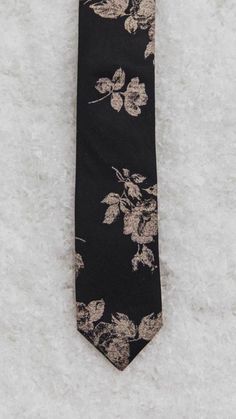 Black Tie Men, Black Floral Tie, Grabby Hands, Mens Floral Tie, Tie Ideas, Mens Wedding Attire, Ties Mens Fashion, Mens Formal Wear, Tie For Men