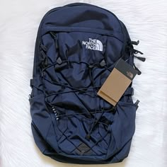 New With Tags- The North Face Unisex Borealis 28 Liter Backpack In Summit Navy. Navy North Face Backpack, Patagonia Backpack School, Navy Blue North Face Backpack, Navy Blue Backpack Aesthetic, Navy Blue Jansport, Trending Backpacks, Northface Backpacks, Blue Backpacks, North Face Vault Backpack