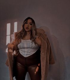 Plus Size Brown Leather Pants, Clubbing Fits Plus Size, Club Outfits For Women Plus Size, Plus Size Clubbing Outfits, Plus Size Club Outfits Night Out, Plus Size Club Outfits, Club Outfit Night, Plus Size Aesthetic Outfits