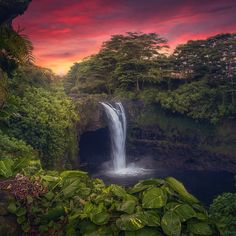 a waterfall with the words most naturally beautiful states in the us