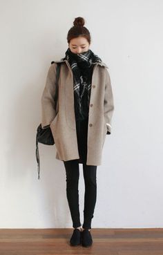 Korean Winter Outfits, Korean Fashion Ideas, Korean Winter, Fall Fashion Coats, Korean Fashion Winter, Korean Fashion Outfits, Stylish Winter Outfits, Winter Attire, Korean Fashion Trends