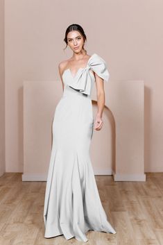 Model: Lindsey; Size: 4 Wedding Parties Colors, Godet Skirt, Silver Sage, Bridesmaid Dress Colors, Strapless Gown, Crepe Dress, Color Swatches, Chic Wedding, Fabric Samples