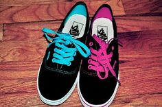 Walk In My Shoes, Latest Sneakers, Sperry Sneaker, Shoes Outlet, Shoe Obsession, Say What, Black Laces, Vans Authentic Sneaker, Vans Shoes