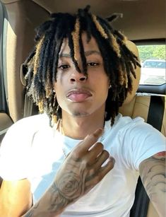 Braids Dreads, Dread Hairstyles For Men, Tattoos Aesthetic, Short Locs Hairstyles