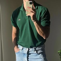 Polo Shirt Outfit Men Summer, Oldmoney Outfits Men, Green Polo Shirt Outfit Men, Christian Harper, Polo Shirt Outfits, Minimalist Fashion Men, Street Style Outfits Men