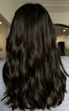 Black Hair With Brown Undertones, Level 5 Cool Brown Hair, Espresso Dark Brown Hair, Dark Brown Hair Color Balayage, Level 3 Hair Color Dark Brown, Dark Espresso Brown Hair, Dark Hair Color Ideas For Curly Hair, Level 3 Brown Hair, Best Hair For Brown Eyes