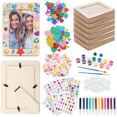 the supplies needed to make this diy craft kit include paper plates, magnets, markers, and buttons