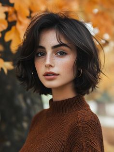 Cute Fall Haircuts: Stylish and Trendy Looks for the Season Cute Trendy Short Haircuts, Short Fall Haircuts For Women, Trendy Haircuts For Women 2024, Fluffy Haircuts For Women, Emo Quince, Cute Fall Haircuts, Redhead Bob, Short Fall Haircuts, Womens Short Haircut