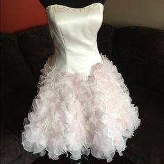 This Sweet And Stunning Cocktail Dress Is Perfect For Homecoming Or Pageant Fun Fashion Wear! It Has Some Slight Discoloration Around The Gems From Self Tanner, But Not Noticeable From A Distance. It Has An Interior Cincher, So The Dress Will Stay In Place! Size 6. Dress Light Pink, Pink Cocktail Dress, Self Tanner, Fun Fashion, Book Decor, Fashion Wear, Dream Wardrobe, To My Daughter, Homecoming