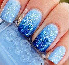 Light Blue Glitter Ombre Nails, Winter Blue Nails Dip Powder, Blue Dip Powder Nails Design, Trendy Summer Nails Blue, Nails 2023 Trends Dip Powder, Dip Powder Nails Beach, Baby Blue Sparkle Nails, Blue Ombre Glitter Nails, Blue Easter Nails