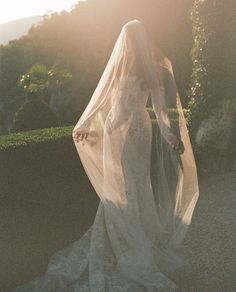 Wedding Details Aesthetic, Lauren Burke, Wedding South Africa, 2026 Wedding, Lake Wedding Venues, Sacred Union, Wedding Content, Bridal Photoshoot, Wedding Aesthetic