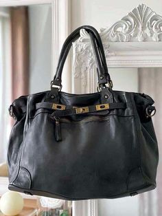 Sac à main cuir noir PALOMA Fire Fits, Mode Inspo, Son Style, Style Chic, Free Bag, Birkin Bag, Paloma