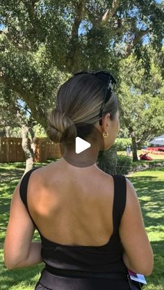 Kim Lloyd on Instagram: "Perfect easy low bun 🤍🤍 my everyday summer hair! #hair #hairstyles #hairstyle #lowbun #bun #slickbun #slickbackhair" Low Bun Simple Hairstyles, Low Bun Straight Hair, Bun Classy Hairstyles, Wearing Hair Up For Work Easy Hairstyles, Low Bun Everyday Hairstyles, Cute Low Bun For Short Hair, How To Do A Bun For Long Hair, Easy Cute Low Bun Hairstyles, Bun Hairstyles Step By Step