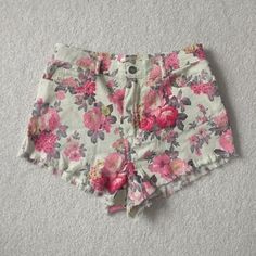 These Floral Shorts Are Cute For Summer. Never Worn Tags Still Attached. Bought From Dry Goods. Cute Floral Print Summer Bottoms, Cute Summer Floral Print Bottoms, Cute Floral Print Bottoms For Beach, Cute Floral Print Beach Bottoms, Cute Floral Print Cotton Bottoms, Cute Pink Shorts For Spring, Summer Floral Print Pink Shorts, Pink Floral Print Summer Shorts, Casual Pink Floral Print Shorts