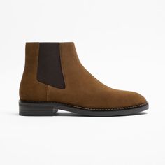 Nwt. Zara Man Brown Split Suede Leather Ankle Chelsea Boots With A Split Suede Finish. Featuring Matching Elastic Gores On Both Sides And A Pull Tab At The Back For Slipping On With Ease. Rounded Toes. Contrast Topstitching Detail On The Welt. Contrast Rubberised Soles. Size 6. Ref. 2018/021. Sh 14 Winter Suede Ankle-high Chelsea Boots, High Ankle Suede Chelsea Boots For Fall, Brown Suede Ankle-high Chelsea Boots, Suede Boots With Leather Footbed And Medium Width, Ankle-high Brown Suede Chelsea Boots, Ankle-high Chelsea Boots With Leather Footbed For Winter, Winter Ankle-high Chelsea Boots With Leather Footbed, Ankle-high Martin Boots With Leather Sole For Work, Brown Round Toe Chelsea Boots For Work