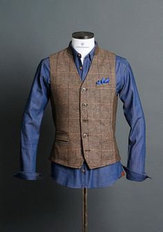 Man Vest, Older Mens Fashion, Tweed Waistcoat, Tweed Vest, Waistcoat Men, Men With Style, Men's Vests, Mens Suit Vest, Waist Coat