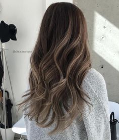 balayage hair, balayage for dark brown hair, brown to blonde balayage, blonde balayage on dark hair Rose Brunette, Rose Highlights, Aesthetic Honey, Fall Brunette, Balayage Honey, Medium Brunette, Highlights Brunette, Fall Highlights, Womenswear Shoes