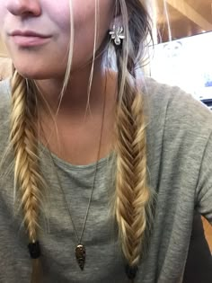 Fishtail Braids Aesthetic, Fishtail Braid Aesthetic, Pigtail Fishtail Braids, Preppy Braided Hairstyles, Fishtail Pigtail Braids, Small Fishtail Braid, Fishtail Braid Pigtails, 2 Fishtail Braids, Hairstyles For Easter