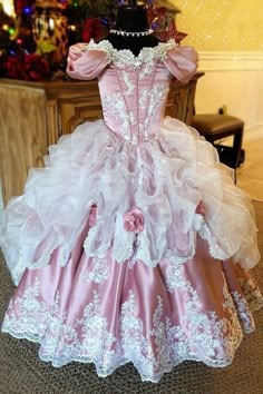 Pink Ballroom Dress, Kids Ball Gowns, Kids Birthday Dresses, Princess Dresses Kids, Custom Flower Girl Dress, Girls Ball Gown, Princess Ball Gowns, Toys Dolls, Portable Table