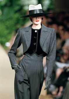 Dandy Look, Mode Vintage, Mode Inspiration, Costumes For Women, Couture Fashion